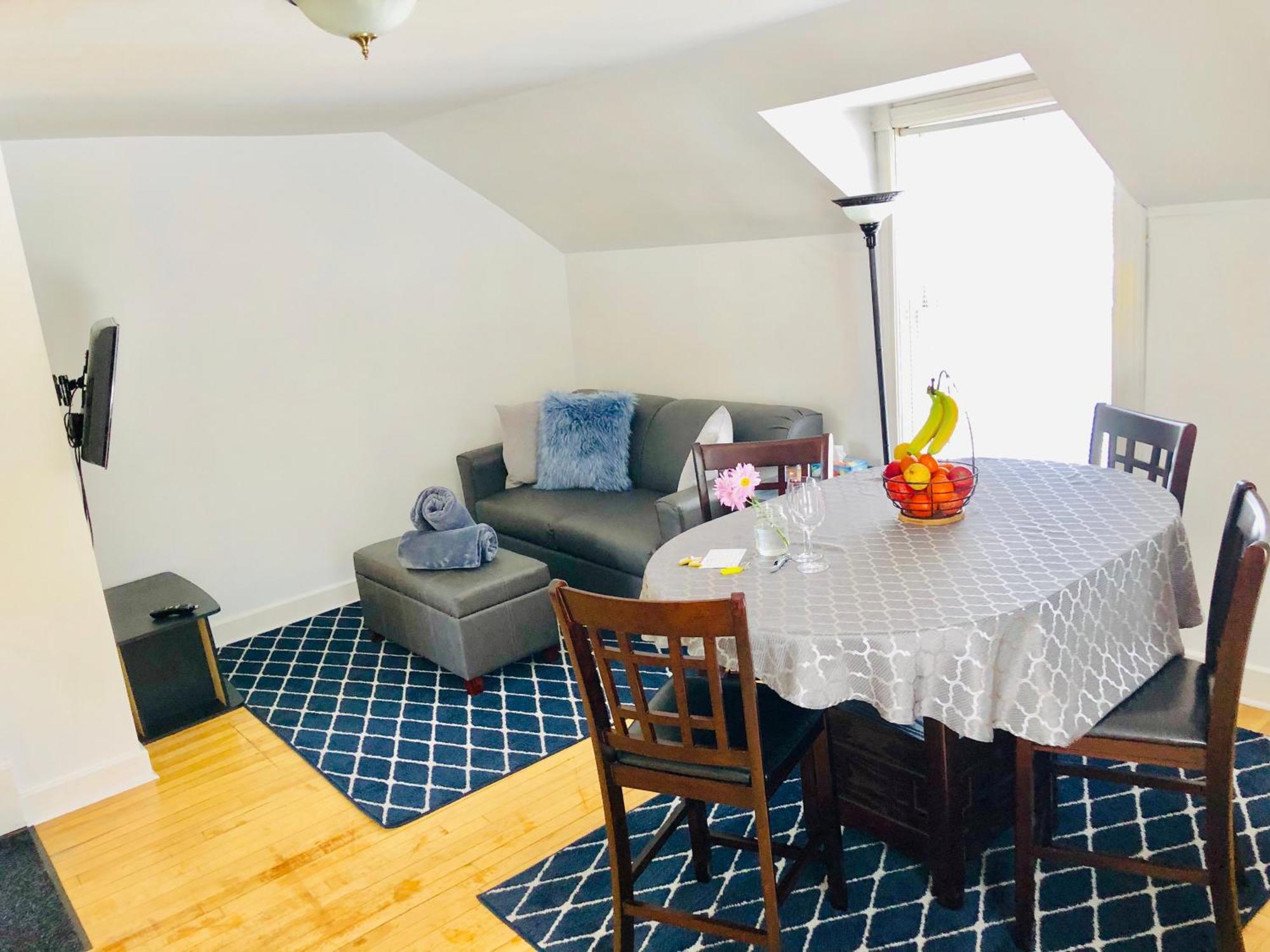De La Apartment